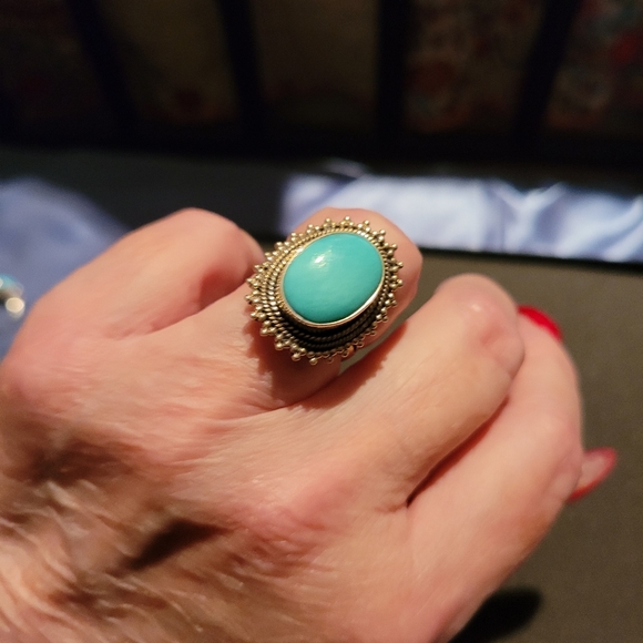 Sterling Silver and Turquoise ring, size 8 - Picture 2 of 3